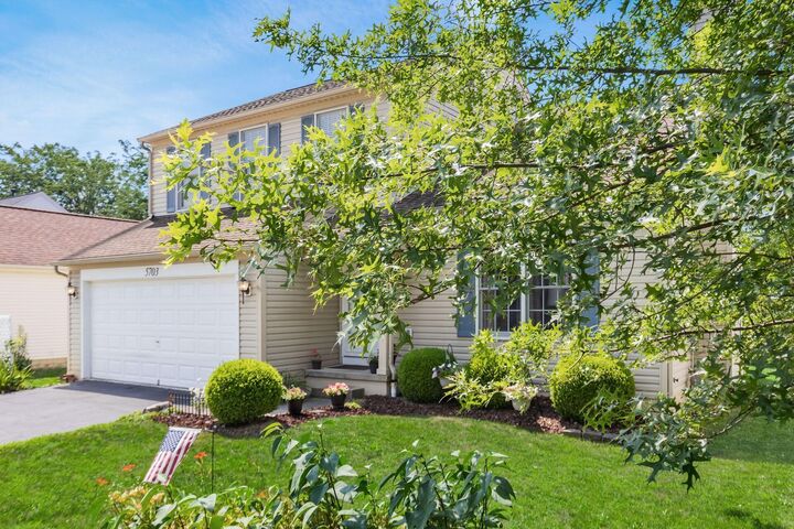 Property Photo: 5703 Silver Spurs Lane OH 43119
