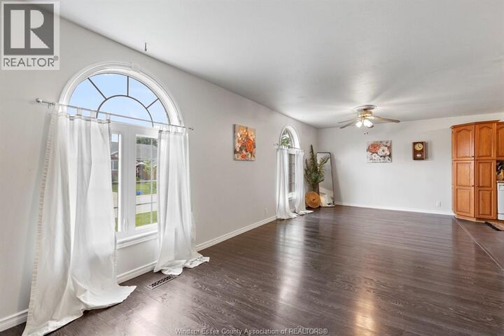 Property Photo:  23 Helen Street  ON N0P 2L0 