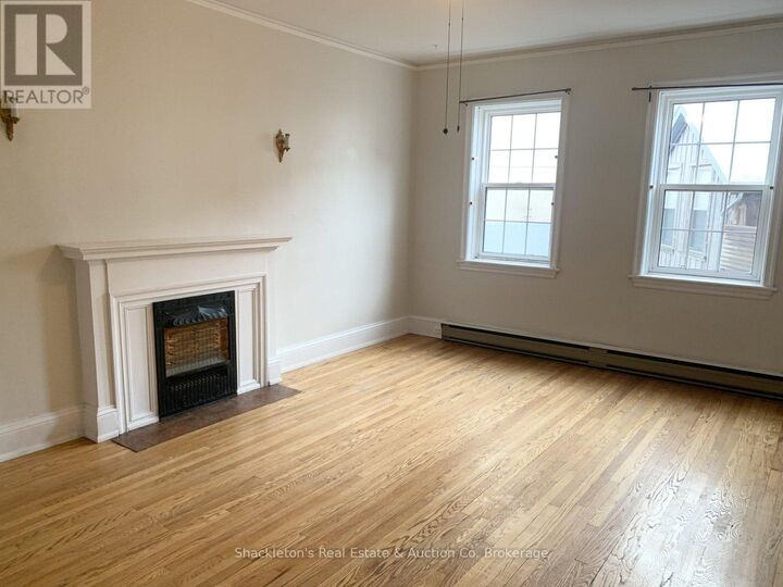 Property Photo:  1 Erie Street 206  ON N5A 2M3 