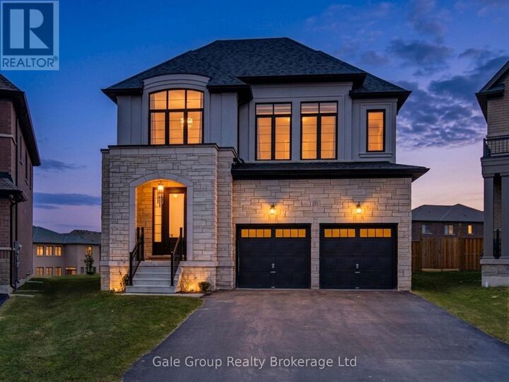 125 Prince Charles Crescent — photo 1