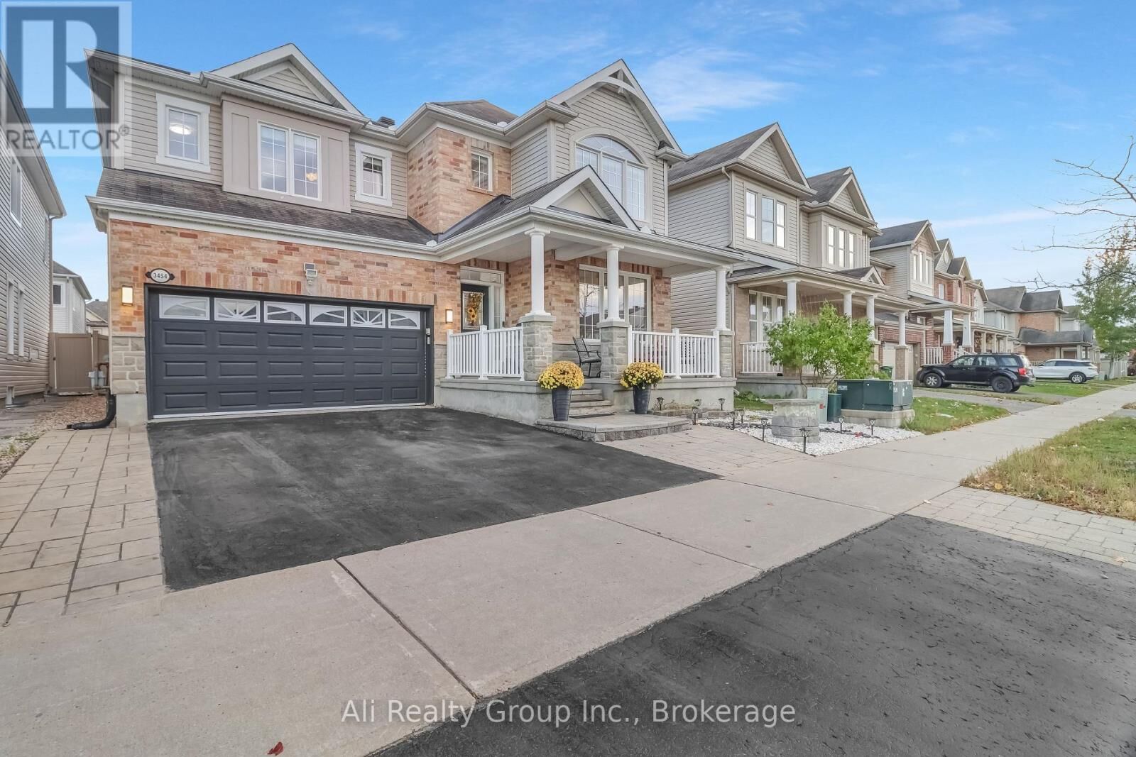 Property Photo:  3454 River Run Avenue  ON K2J 0R8 