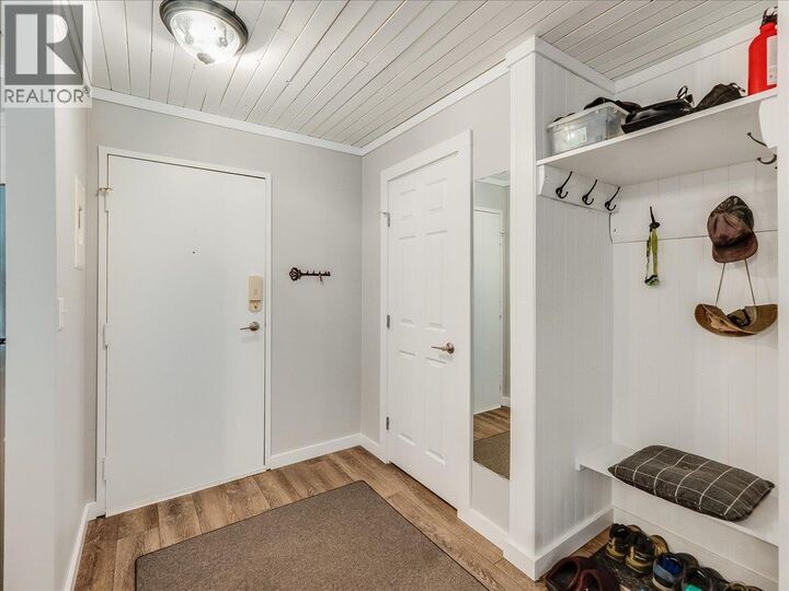 Property Photo: 1800 Kirkup Avenue 207 BC V0G 1Y0