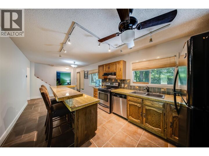 Property Photo: 60 Short Street BC V1R 2L3