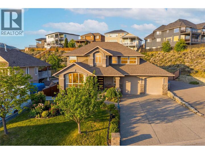 Property Photo: 1052 Quail Drive BC V2B 8N9