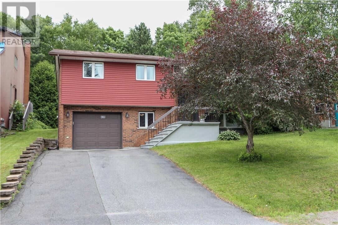 Property Photo:  439 Kaireen Street  ON P3E 5T3 