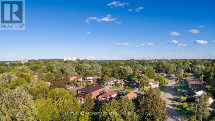 Property Photo:  37 Adanac Drive  ON M1M 2E5 