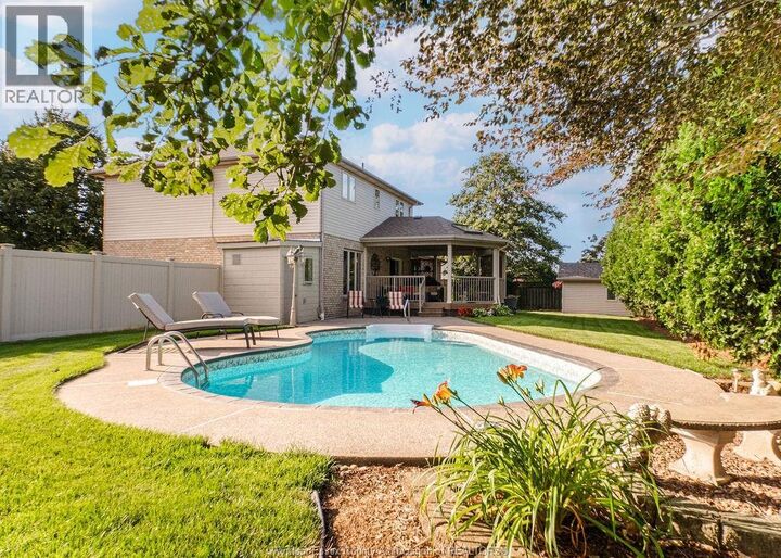 Property Photo: 128 Pheasant Run Drive ON N8L 0Z7