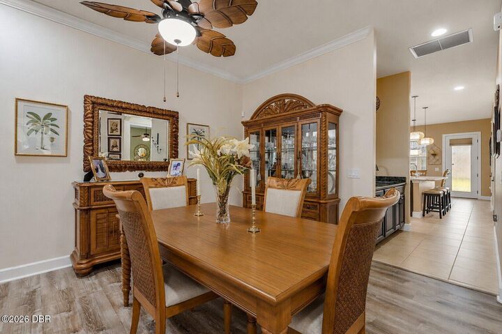 Property Photo: 3364 Torre Boulevard FL 32168
