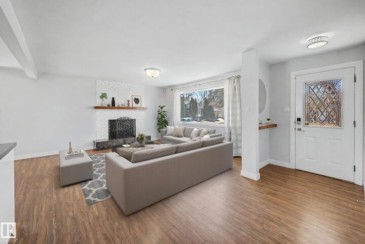 Property Photo:  7815 156 Street NW  AB T5R 1X6 