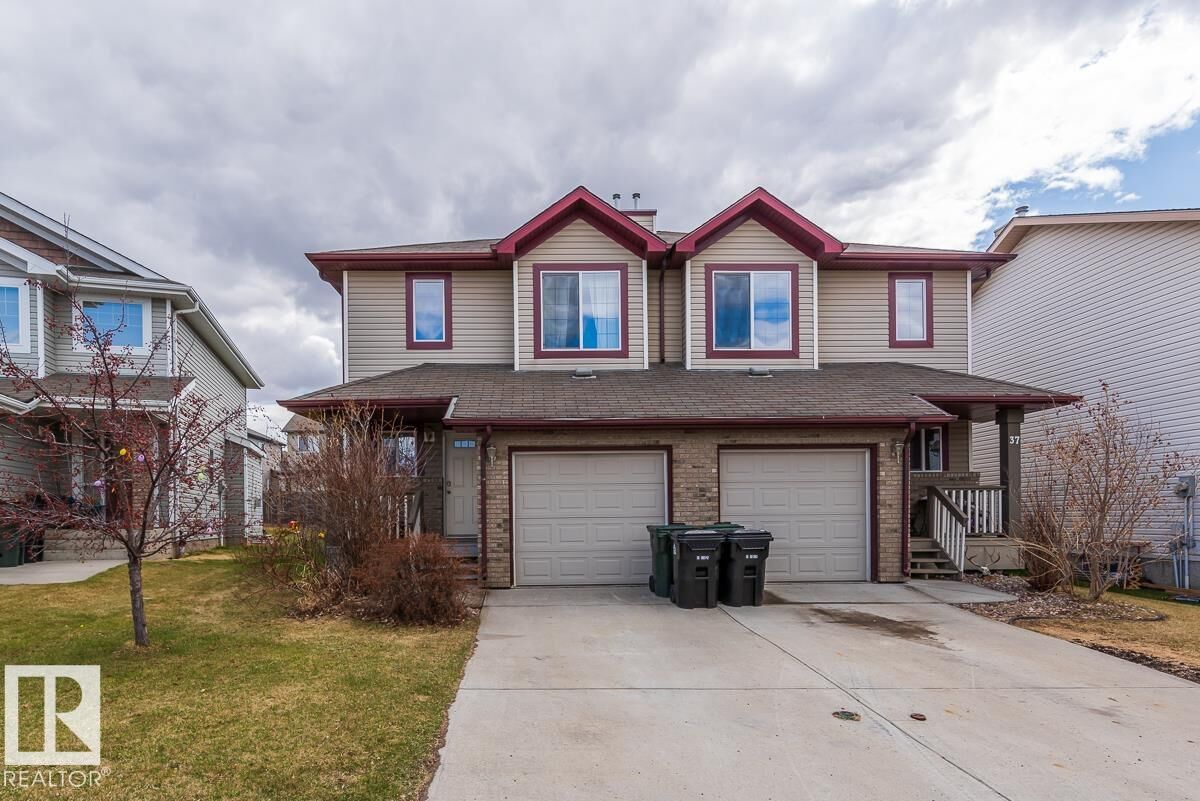 Property Photo:  39 Vega Avenue  AB T7X 4R8 