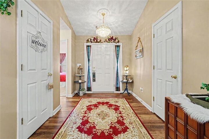 Property Photo: 1924 Brittlebank Lane GA 30043