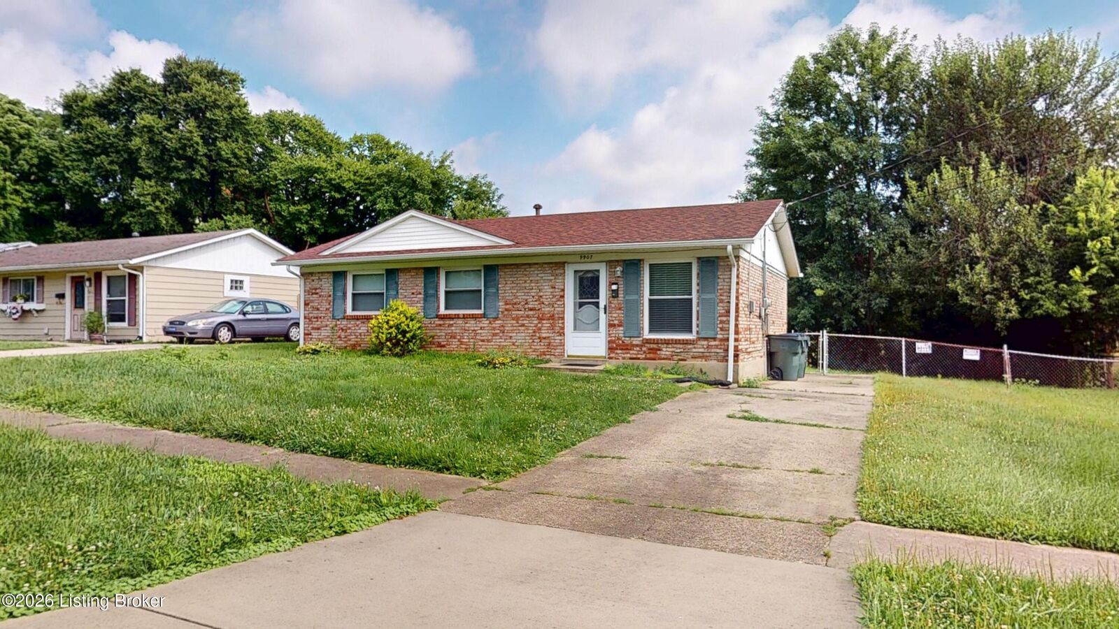 Property Photo:  9907 Robsion Rd  KY 40299 