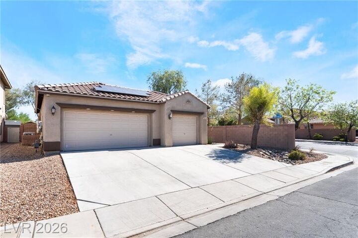 Property Photo: 4005 Kristina Lynn Avenue NV 89081