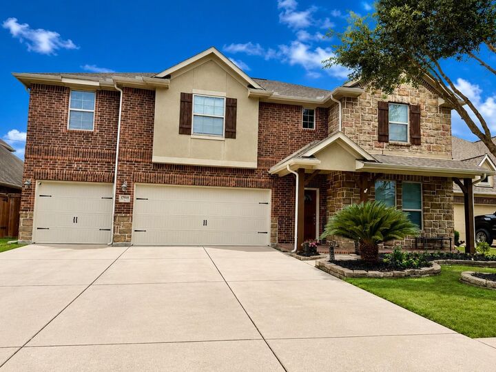 Property Photo:  17919 Creek Bluff Lane  TX 77433 