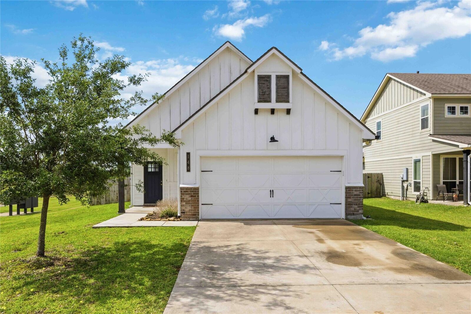 Property Photo: 148 Austin Road TX 77515