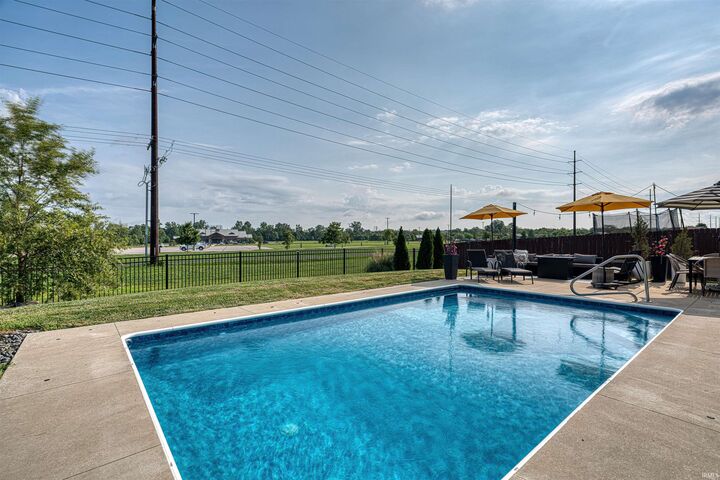 Property Photo:  4768 White Chapel Drive  IN 47630 