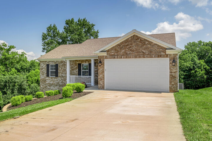 Property Photo: 875 Ridgeview Drive KY 40601
