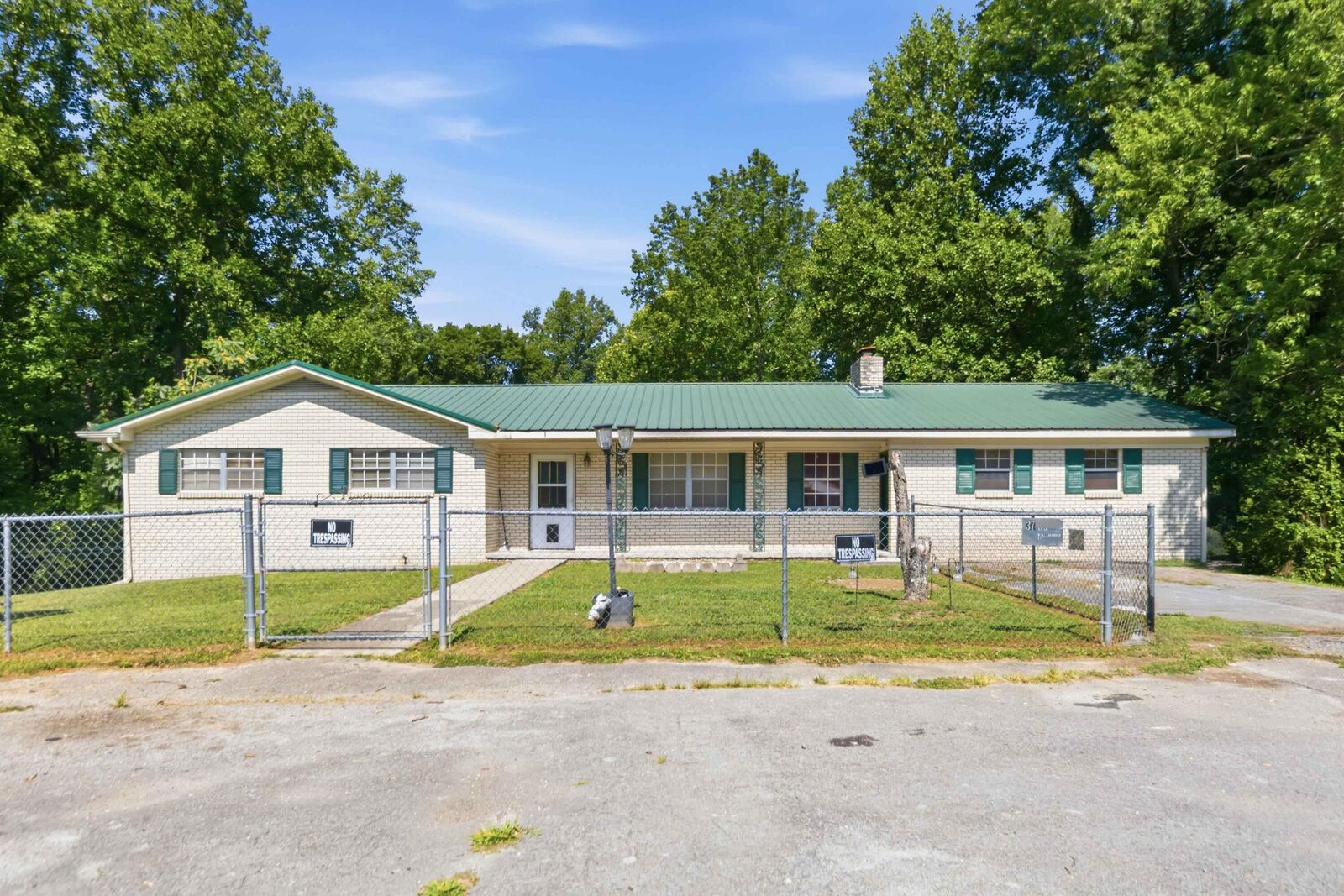 Property Photo:  37 Kentucky Lane  KY 40769 