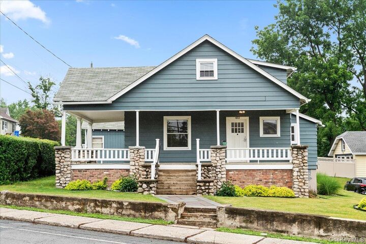 Property Photo:  453 Route 17M 1  NY 10940 