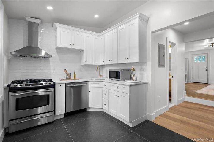 Property Photo:  360 Western Highway 3  NY 10983 