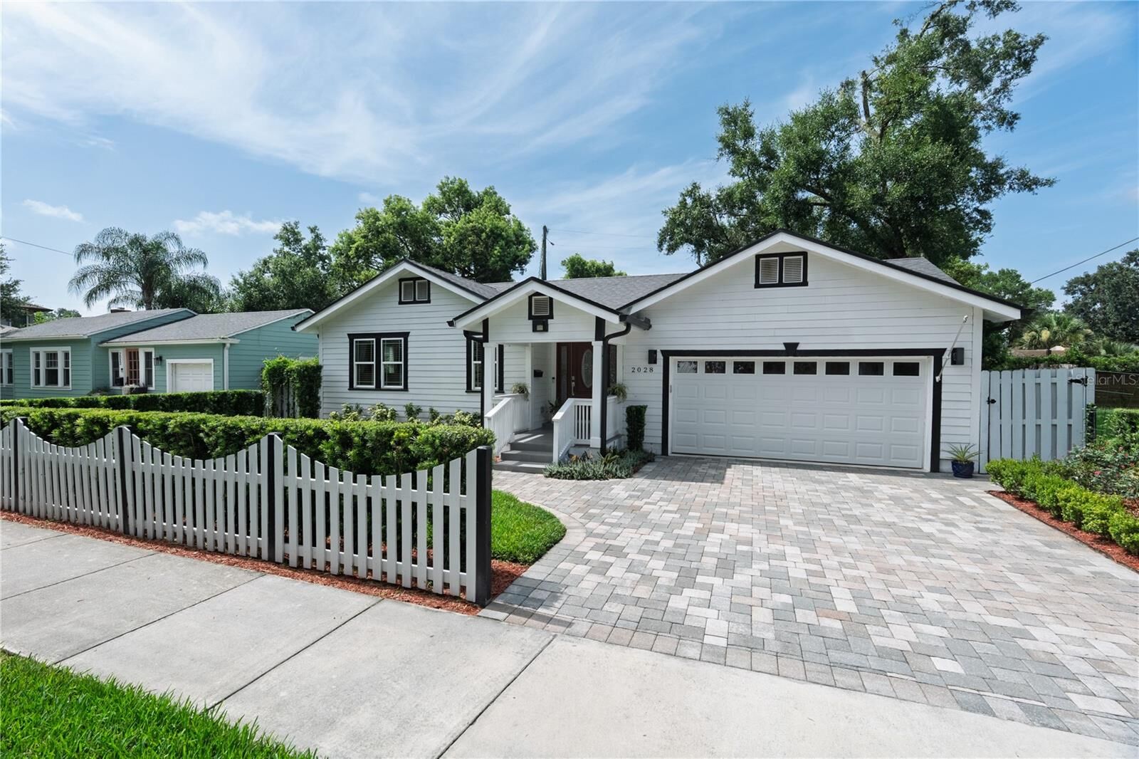 Property Photo: 2028 Illinois Street FL 32803