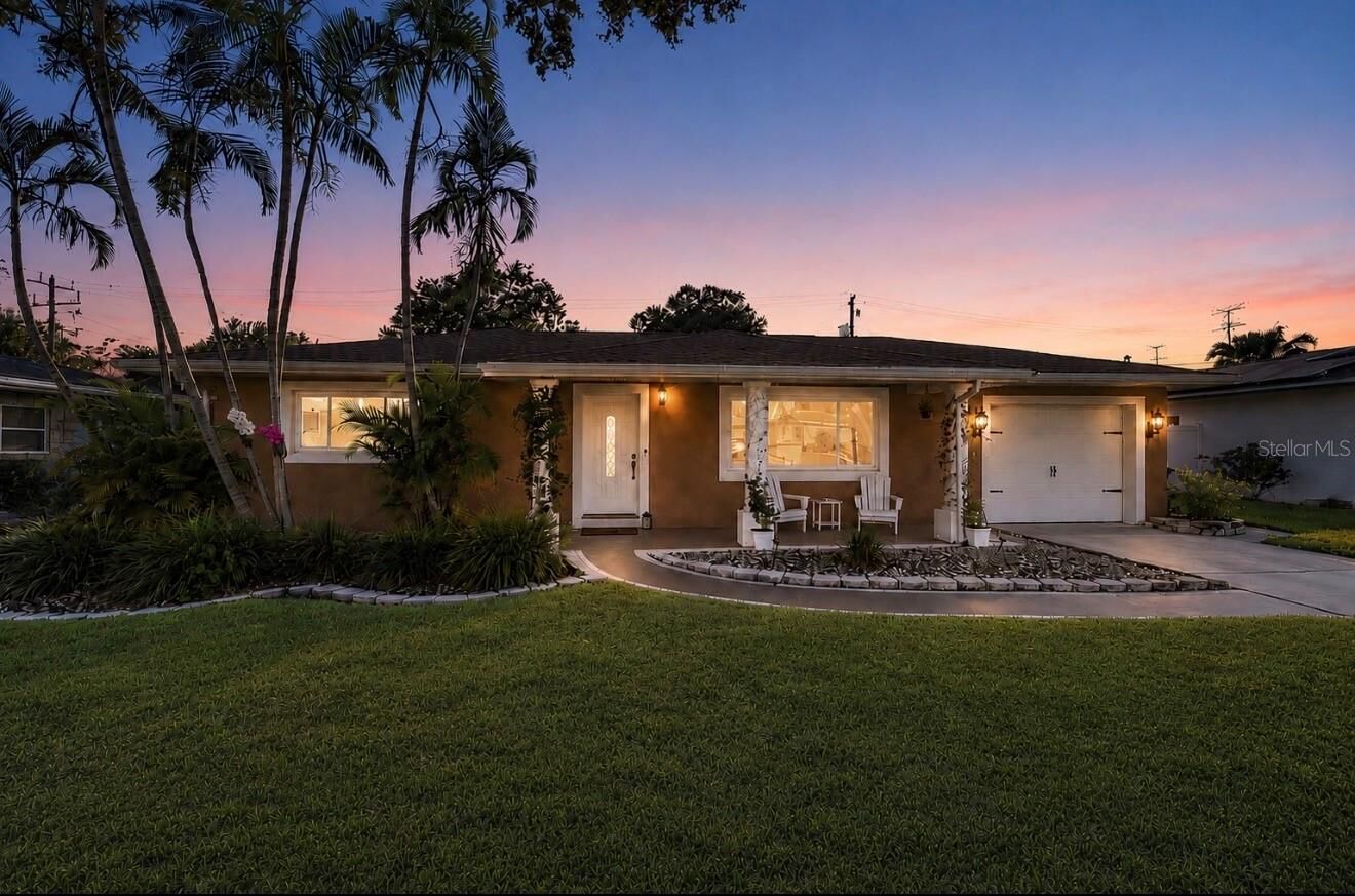 Property Photo:  1252 Burma Avenue  FL 33764 