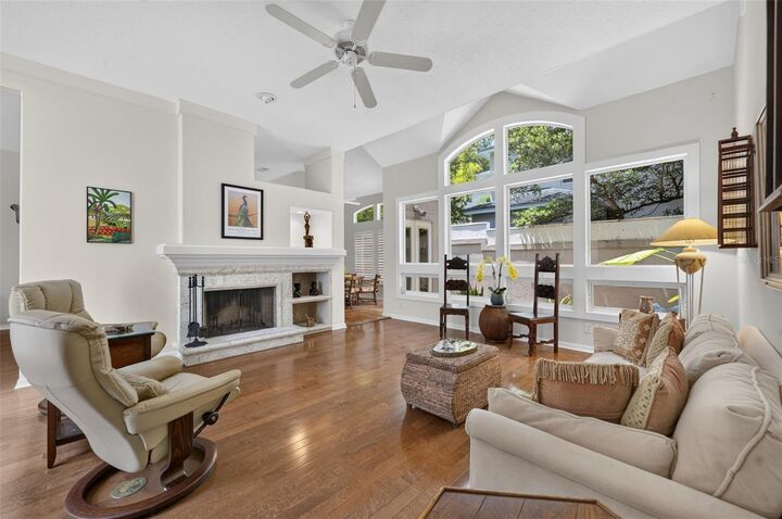 Property Photo: 786 McIntyre Avenue FL 32789