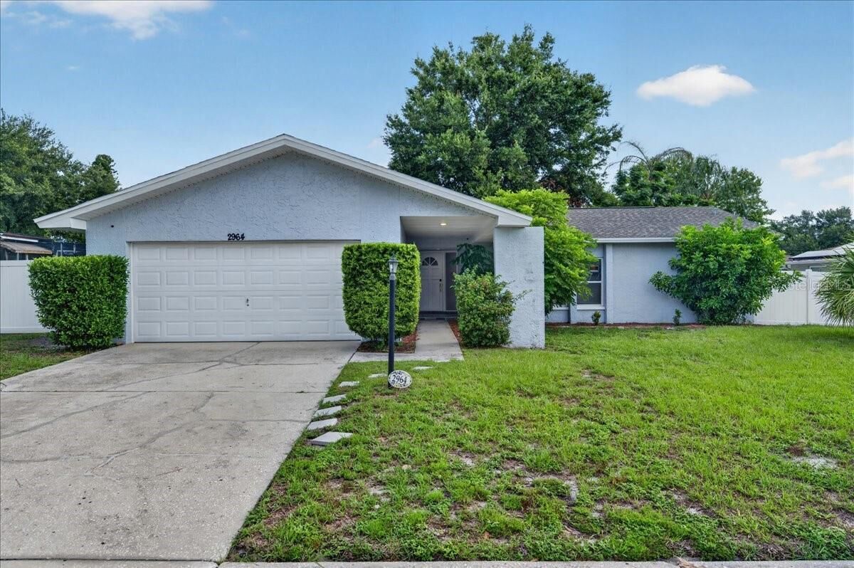 Property Photo:  2964 Meadow Oak Drive S  FL 33761 