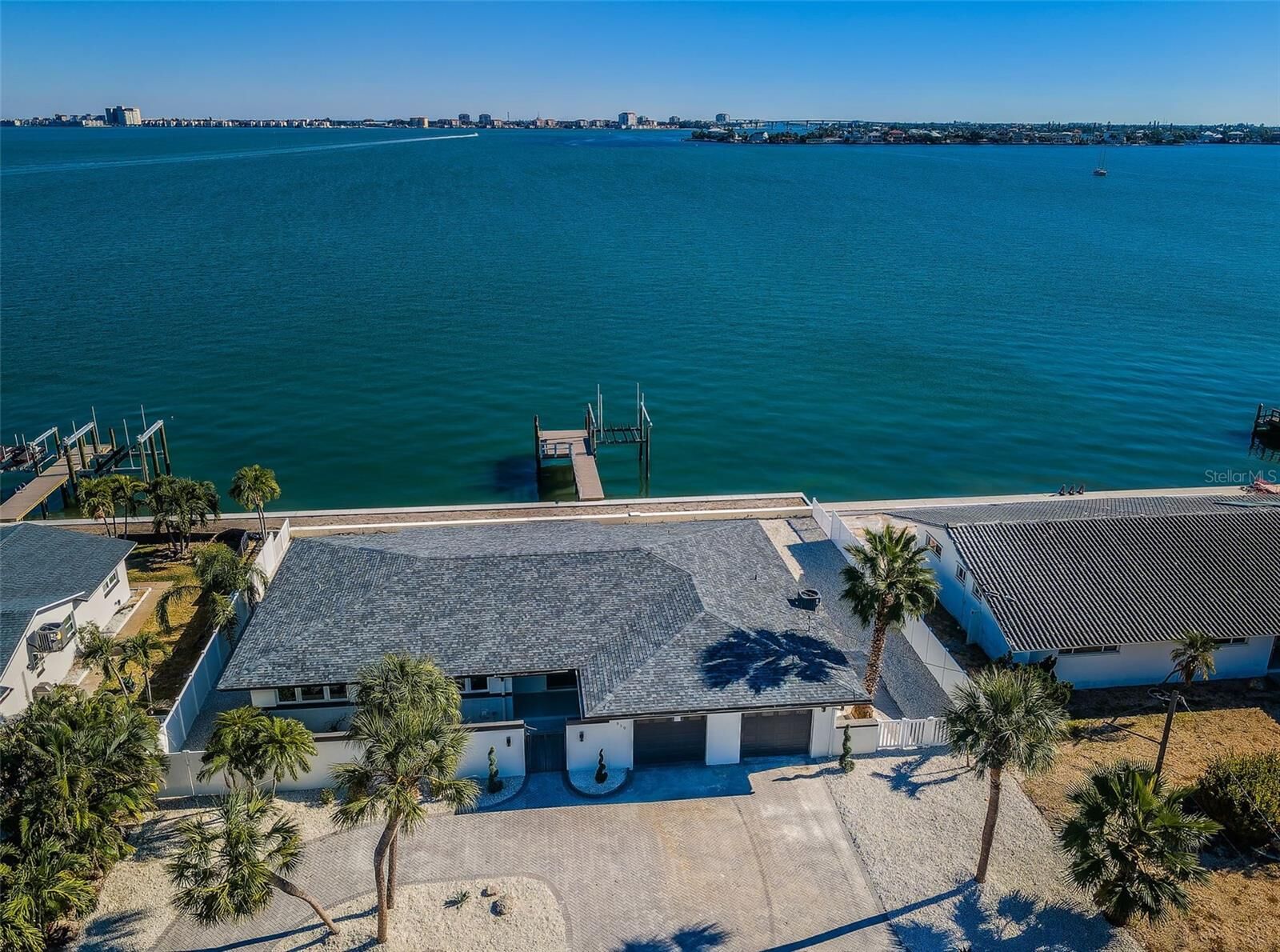 Property Photo:  510 55th Avenue  FL 33706 