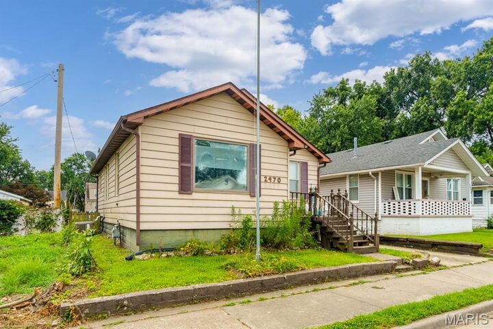 Property Photo: 2470 Center Street IL 62040