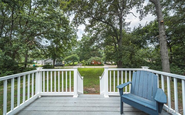 Property Photo:  2214 Lakeshore Drive  MO 65453 