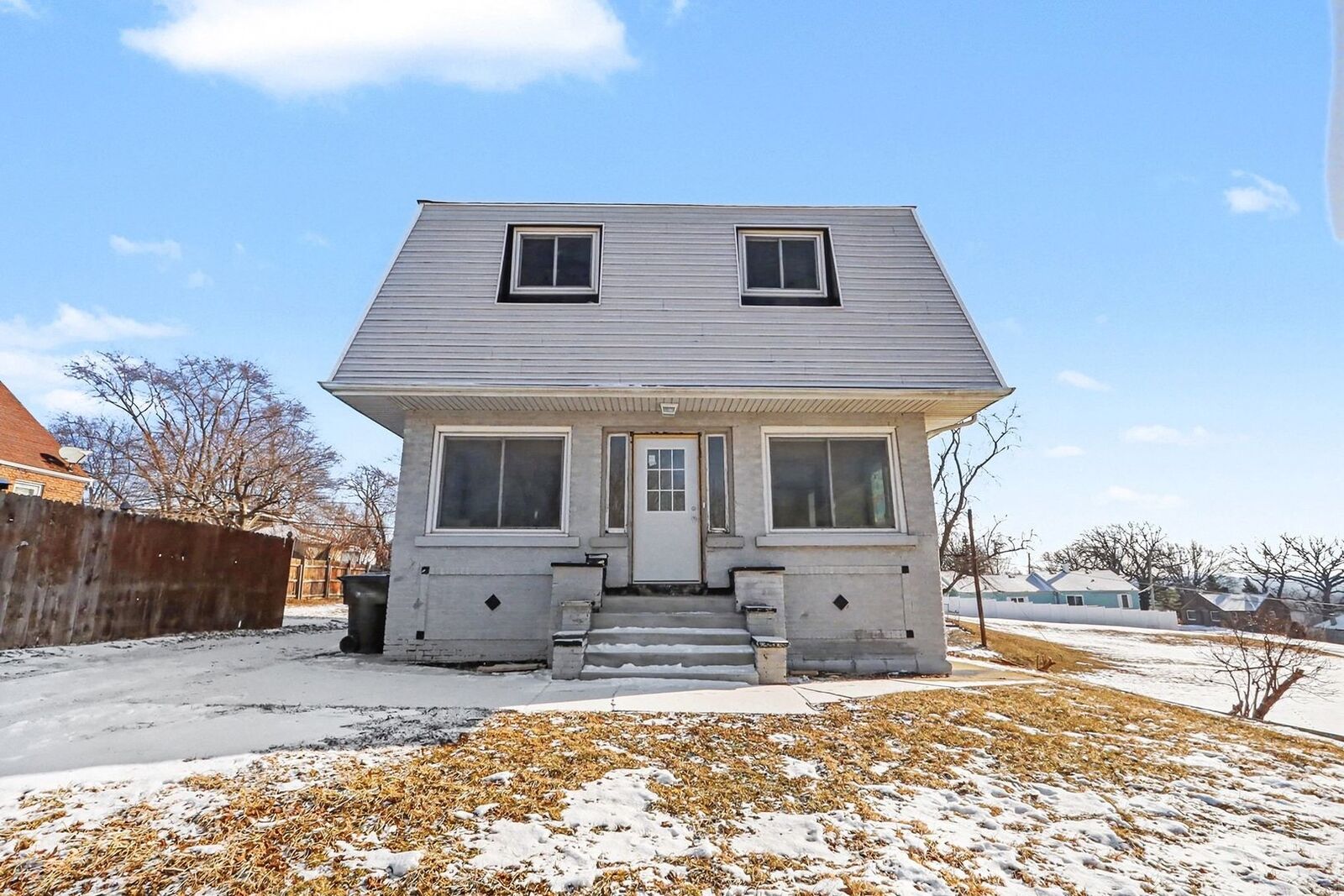 Property Photo:  712 Davis Street  IL 60436 