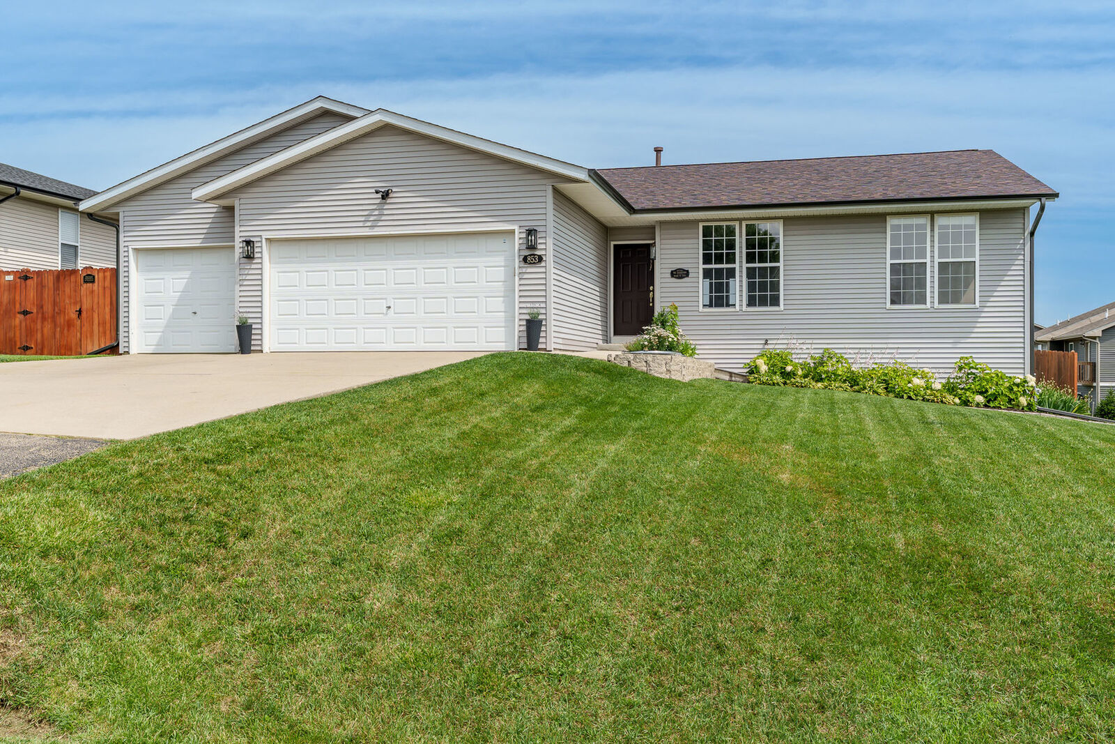 Property Photo: 853 Goosedown Drive IL 61073
