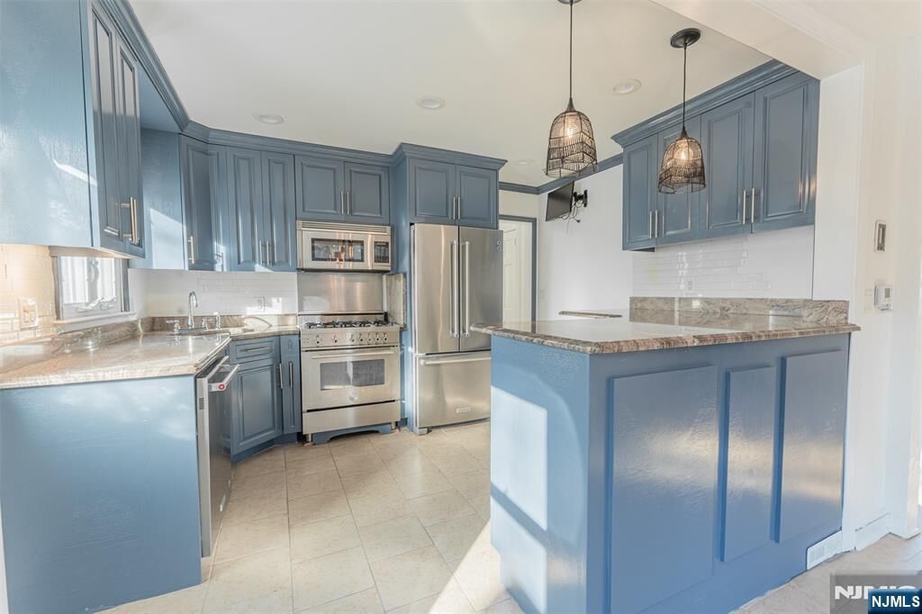 Property Photo: 516 North Street NJ 07666