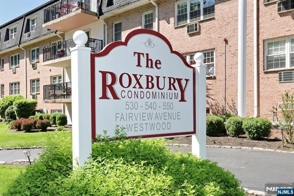 Property Photo: 550 Fairview Avenue 302 NJ 07675