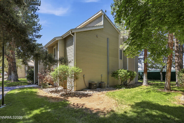 Property Photo: 2362 Roundhouse Road NV 89431
