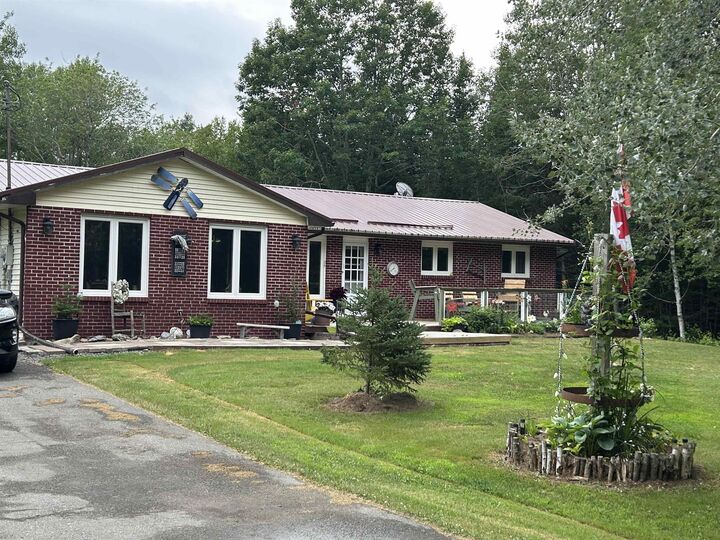 137 Johnson Road — photo 1
