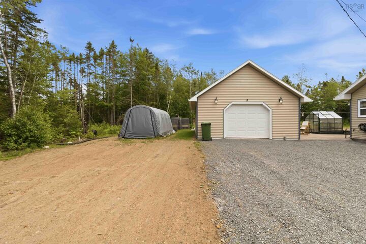 Property Photo:  19 Robyn Drive Drive  NS B2S 2T3 