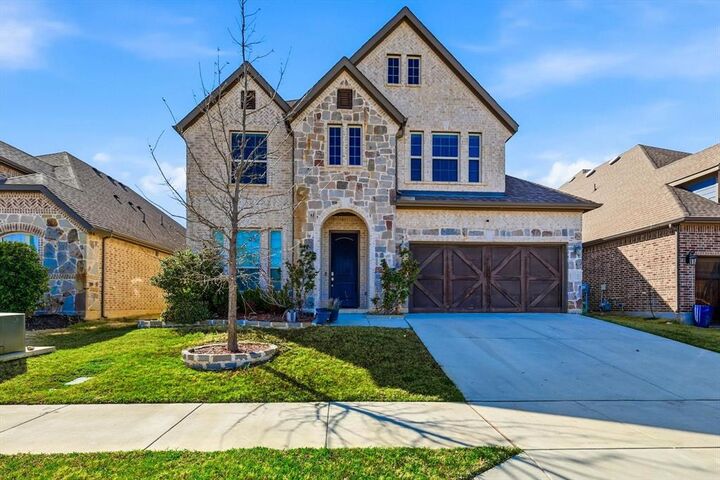 Property Photo:  2717 Calloway Creek Drive  TX 76118 