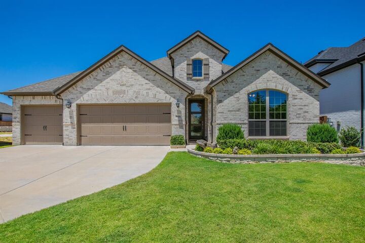 Property Photo:  4406 Timberdrift Street  TX 76065 