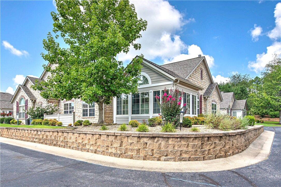Property Photo:  2100 W New Hope Road 801  AR 72758 