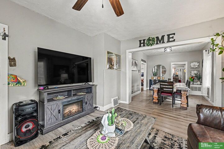 Property Photo:  2850 Meredith Avenue  NE 68111 