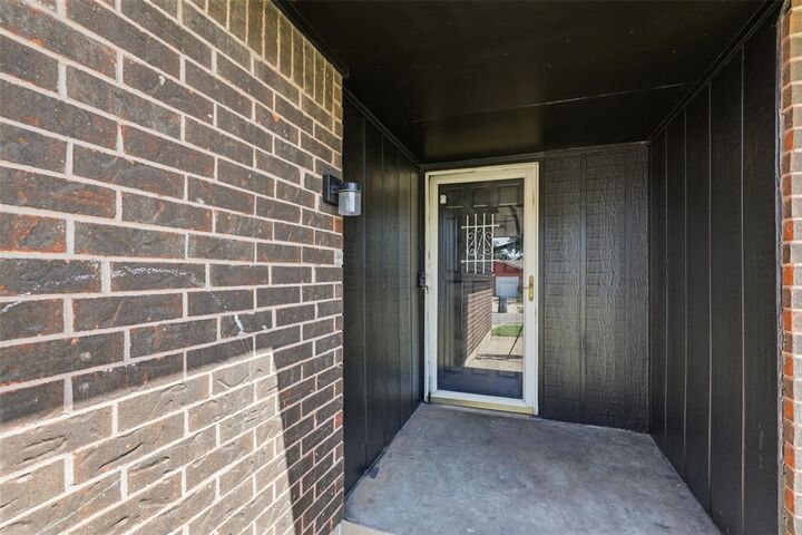 Property Photo: 4729 SE 48th Street OK 73135