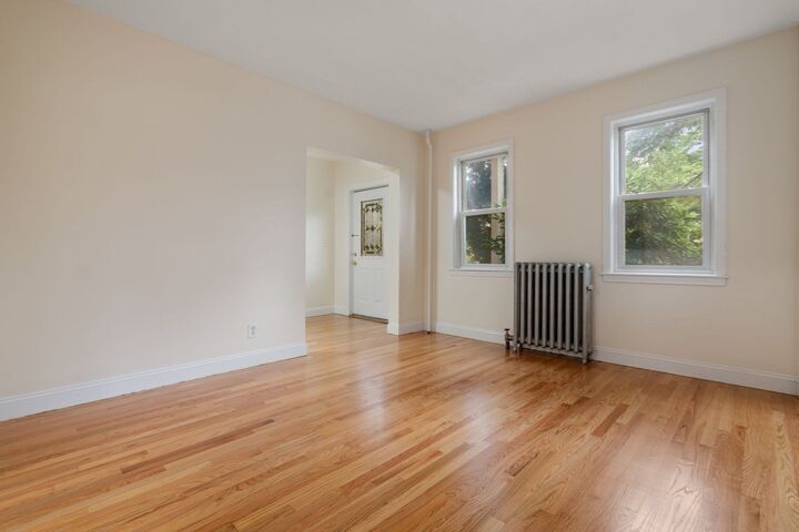Property Photo:  10 Frances 10  MA 02461 