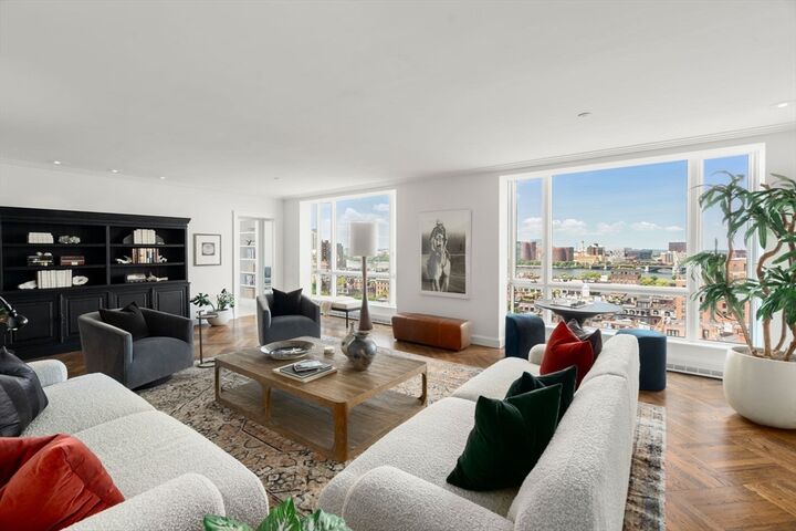 Property Photo: 2 Commonwealth Avenue 15E/F MA 02116