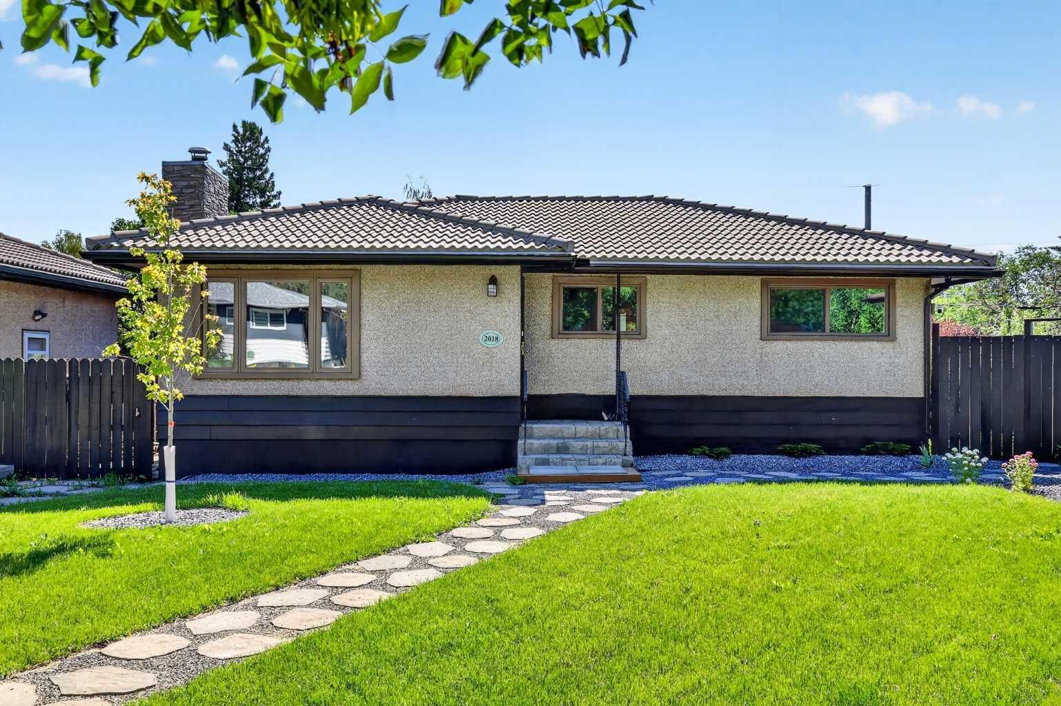 Property Photo: 2018 Cottonwood Crescent SE AB T2B 1T1