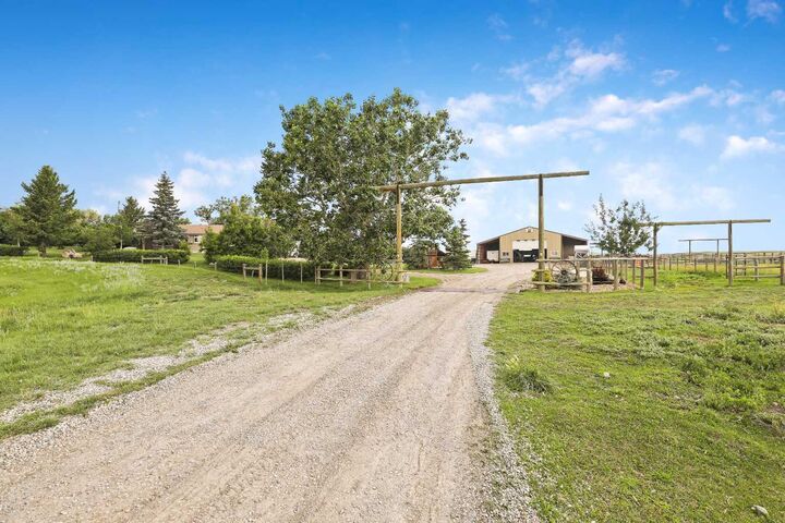 283022 Hwy 520 — photo 1