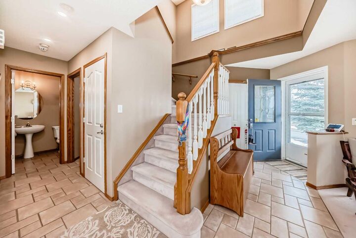 Property Photo:  3767 Springbank Drive SW  AB T3H 4J5 