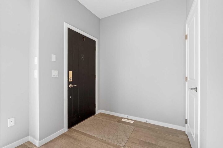 Property Photo: 3304 2 Street NE AB T2E 3H3