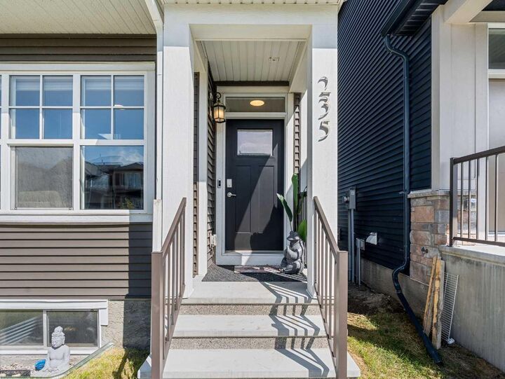 Property Photo:  235 Aquila Way NW  AB T3R 1Z9 